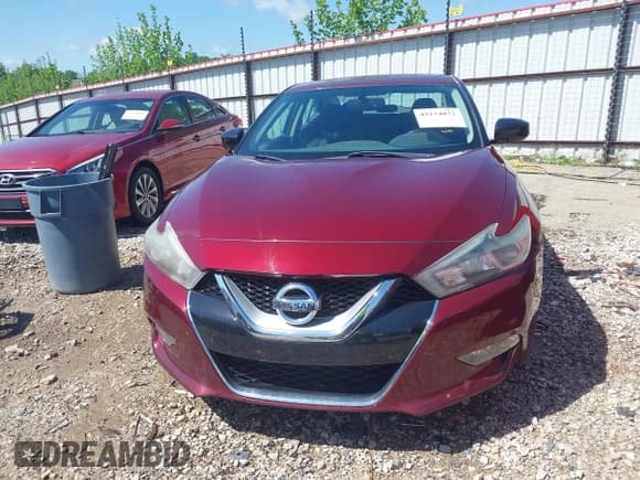 ✅ 2017 Nissan Maxima SL • VIN: 1N4AA6APXHC453400 • Lot: 42134032. Listed on IAAI with 127,382 mi. Free auction sales archive from the USA and detailed vehicle history report at DreamBid. Image 12.
