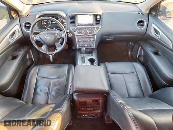 ✅ 2019 Nissan Pathfinder SL • VIN: 5N1DR2MN1KC604520 • Lot: 93066255. Wystawiony na Copart z przebiegiem 67 762 mil. Bezpłatny archiwum sprzedaży aukcyjnych z USA i szczegółowy raport historii pojazdu na DreamBid. Zdjęcie 8.