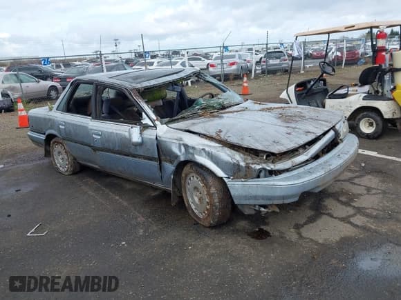 ✅ 1991 Toyota Camry • VIN: 4T1VV22E5MU065027 • Lot: 41919972. Wystawiony na IAAI z przebiegiem 157 835 mil. Bezpłatny archiwum sprzedaży aukcyjnych z USA i szczegółowy raport historii pojazdu na DreamBid. Zdjęcie 1.