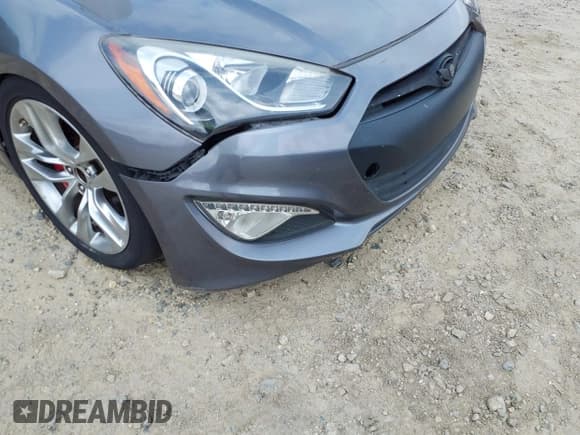 ✅ 2015 Hyundai Genesis Coupe Ultimate • VIN: KMHHU6KJ0FU129983 • Lot: 42420357. Wystawiony na IAAI z przebiegiem 104 870 mil. Bezpłatny archiwum sprzedaży aukcyjnych z USA i szczegółowy raport historii pojazdu na DreamBid. Zdjęcie 17.