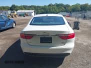 ✅ 2017 Jaguar XF • VIN: SAJBJ4BN4HCY44138 • Lot: 43154329. Wystawiony na IAAI z przebiegiem 41 910 mil. Bezpłatny archiwum sprzedaży aukcyjnych z USA i szczegółowy raport historii pojazdu na DreamBid. Zdjęcie 16.