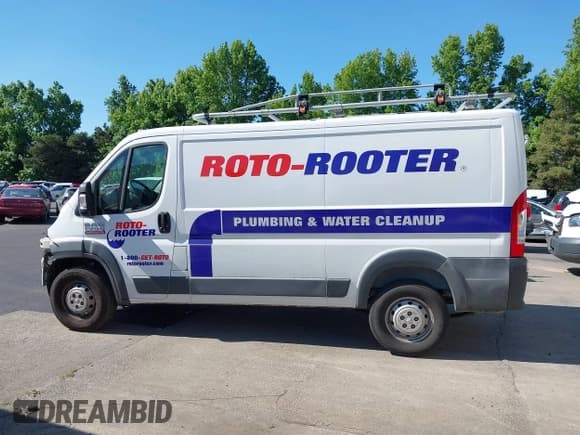 ✅ 2017 Ram ProMaster Cargo • VIN: 3C6TRVAG1HE531777 • Lot: 42440062. Listed on IAAI with 123,298 mi. Free auction sales archive from the USA and detailed vehicle history report at DreamBid. Image 15.