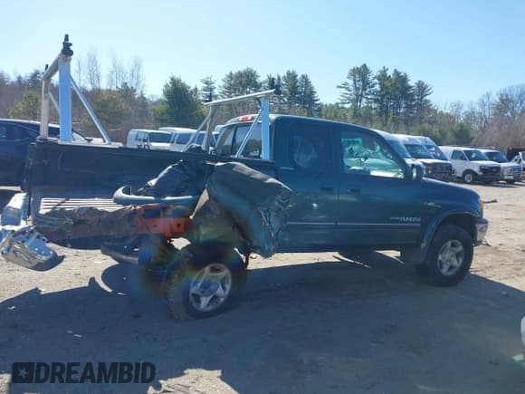 ✅ 2000 Toyota Tundra Limited • VIN: 5TBBT4815YS065867 • Lot: 41995501. Wystawiony na IAAI z przebiegiem 208 889 mil. Bezpłatny archiwum sprzedaży aukcyjnych z USA i szczegółowy raport historii pojazdu na DreamBid. Zdjęcie 13.