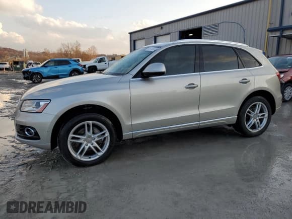 ✅ 2016 Audi Q5 Premium Plus • VIN: WA1L2AFP9GA082875 • Лот: 93115555. Опубликован ранее на Copart с пробегом 97 212 миль. Бесплатный доступ к архиву аукционных продаж из США и подробный отчёт об истории автомобиля на DreamBid. Изображение 1.