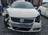 ✅ 2011 Volkswagen Eos • VIN: WVWBD7AH9BV005228 • Lot: 69738975. Listed on Copart with Not provided. Free auction sales archive from the USA and detailed vehicle history report at DreamBid. Image 5.