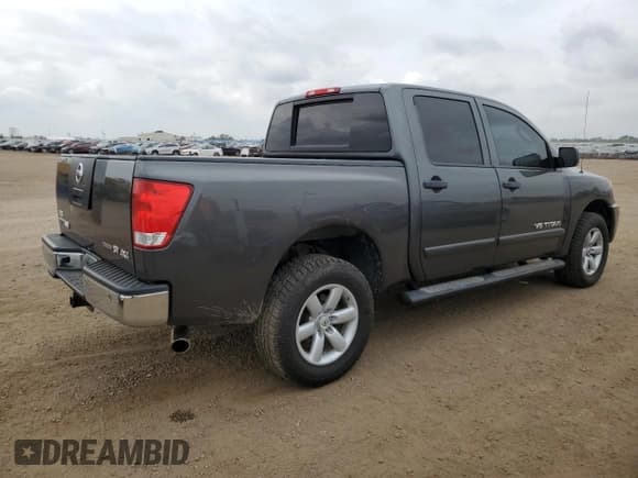 ✅ 2011 Nissan Titan SV • VIN: 1N6BA0EC1BN317362 • Lot: 70406645. Listed on Copart with 184,515 mi. Free auction sales archive from the USA and detailed vehicle history report at DreamBid. Image 3.