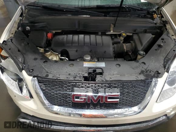 ✅ 2011 GMC Acadia SLT2 • VIN: 1GKKVSED4BJ171823 • Lot: 82108855. Listed on Copart with 198,187 mi. Free auction sales archive from the USA and detailed vehicle history report at DreamBid. Image 12.