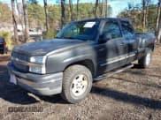 ✅ 2004 Chevrolet Silverado 1500 Z71 • VIN: 1GCEK19T84Z277645 • Lot: 43776985. Listed on IAAI with 174,438 mi. Free auction sales archive from the USA and detailed vehicle history report at DreamBid. Image 2.