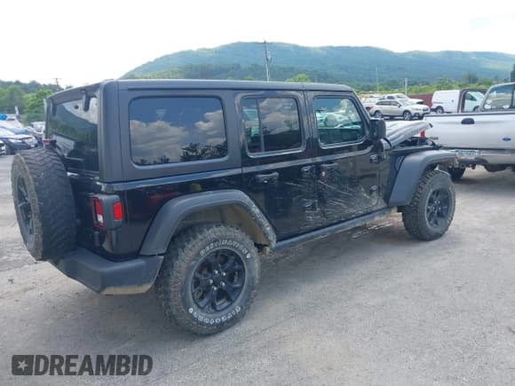 ✅ 2021 Jeep Wrangler Unlimited Willys • VIN: 1C4HJXDN7MW504854 • Lot: 42605357. Wystawiony na IAAI z przebiegiem 74 092 mil. Bezpłatny archiwum sprzedaży aukcyjnych z USA i szczegółowy raport historii pojazdu na DreamBid. Zdjęcie 4.