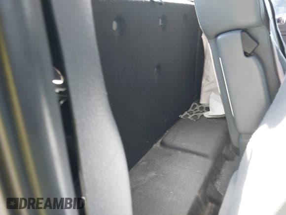 ✅ 2014 Ford F-150 XL • VIN: 1FTMF1CM6EKE34293 • Lot: 43519185. Wystawiony na IAAI z przebiegiem 143 807 mil. Bezpłatny archiwum sprzedaży aukcyjnych z USA i szczegółowy raport historii pojazdu na DreamBid. Zdjęcie 8.