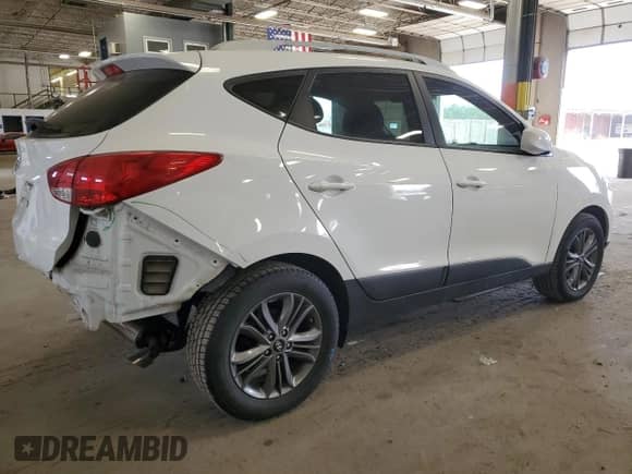 2015 Hyundai Tucson SE z VIN KM8JU3AG5FU069270, wystawiony jako Copart lot #46384794 z przebiegiem 103 710 mil mil oraz . Historia ofert i sprzedaży dostępna na DreamBid. Obrazek 3.