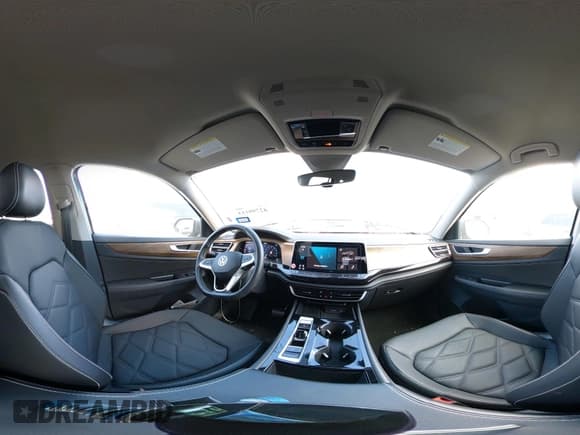 ✅ 2025 Volkswagen Atlas SE • VIN: 1V2WR2CAXSC509366 • Lot: 42799153. Listed on IAAI with 14,714 mi. Free auction sales archive from the USA and detailed vehicle history report at DreamBid. Image 20.