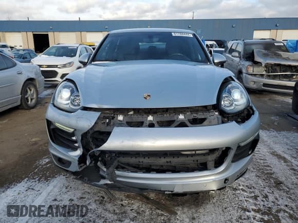 ✅ 2016 Porsche Cayenne Diesel • VIN: WP1AF2A27GKA42578 • Lot: 81788444. Listed on Copart with 95,827 mi. Free auction sales archive from the USA and detailed vehicle history report at DreamBid. Image 5.