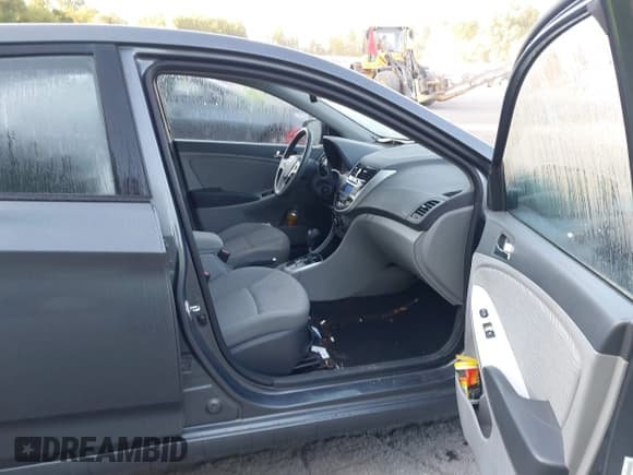 ✅ 2013 Hyundai Accent GLS • VIN: KMHCU4AE6DU302793 • Lot: 43160472. Listed on IAAI with 98,187 mi. Free auction sales archive from the USA and detailed vehicle history report at DreamBid. Image 5.