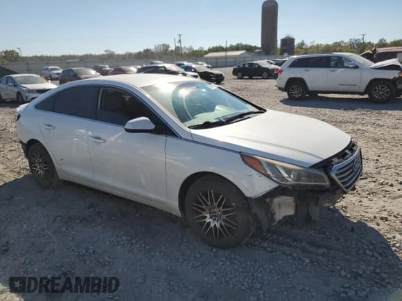 ✅ 2017 Hyundai Sonata 2.4L • VIN: 5NPE24AF5HH484434 • Lot: 85566755. Listed on Copart with 219,154 mi. Free auction sales archive from the USA and detailed vehicle history report at DreamBid. Image 4.