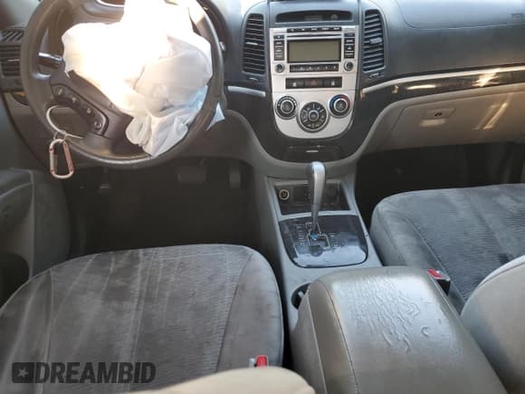 ✅ 2009 Hyundai Santa Fe GLS • VIN: 5NMSG13D99H330564 • Lot: 74173954. Listed on Copart with Not provided. Free auction sales archive from the USA and detailed vehicle history report at DreamBid. Image 8.