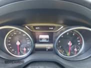 ✅ 2017 Mercedes-Benz CLA 250 • VIN: WDDSJ4GB0HN398934 • Lot: 43480503. Wystawiony na IAAI z przebiegiem 30 605 mil. Bezpłatny archiwum sprzedaży aukcyjnych z USA i szczegółowy raport historii pojazdu na DreamBid. Zdjęcie 7.