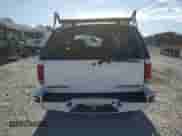 1999 Chevrolet Blazer LS z VIN 1GNDT13W9XK169082, wystawiony jako Copart lot #82568524 z przebiegiem 115 807 mil mil oraz Szkoda całkowita • Salvage title. Historia ofert i sprzedaży dostępna na DreamBid. Obrazek 6.