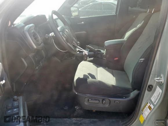 ✅ 2023 Toyota Tacoma TRD Sport • VIN: 3TYAZ5CN6PT034759 • Лот: 93682805. Опубликован ранее на Copart с пробегом 41 602 миль. Бесплатный доступ к архиву аукционных продаж из США и подробный отчёт об истории автомобиля на DreamBid. Изображение 7.