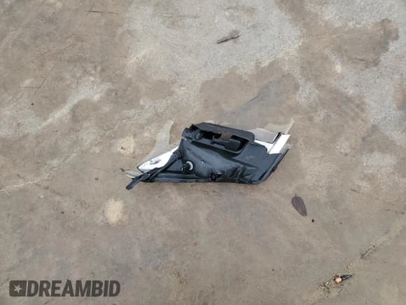 ✅ 2009 Chevrolet Equinox 2LT • VIN: 2CNDL53F396218861 • Лот: 43443465. Опубликован ранее на Copart с пробегом 303 278 миль. Бесплатный доступ к архиву аукционных продаж из США и подробный отчёт об истории автомобиля на DreamBid. Изображение 13.