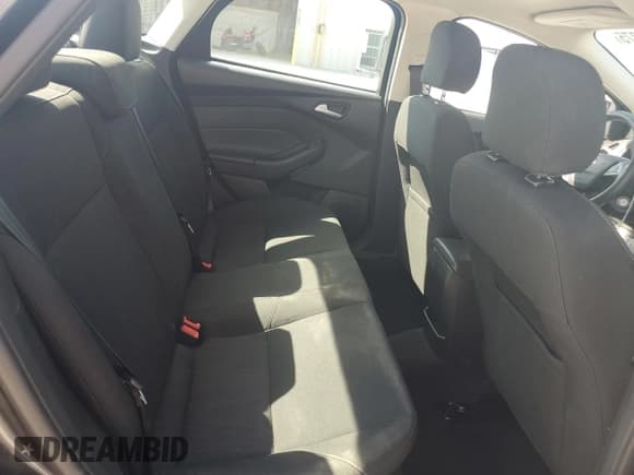 ✅ 2017 Ford Focus SE • VIN: 1FADP3F26HL203143 • Lot: 81853275. Listed on Copart with 83,014 mi. Free auction sales archive from the USA and detailed vehicle history report at DreamBid. Image 10.