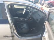 ✅ 2011 Chevrolet Volt • VIN: 1G1RD6E4XBU101528 • Lot: 43650505. Wystawiony na IAAI z przebiegiem Nie podano. Bezpłatny archiwum sprzedaży aukcyjnych z USA i szczegółowy raport historii pojazdu na DreamBid. Zdjęcie 5.