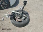 ✅ 2019 BMW i8 • VIN: WBY2Z6C59KVB83155 • Lot: 65341295. Wystawiony na Copart z przebiegiem 29 144 mil. Bezpłatny archiwum sprzedaży aukcyjnych z USA i szczegółowy raport historii pojazdu na DreamBid. Zdjęcie 12.