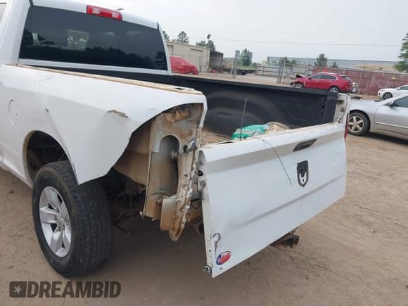 ✅ 2020 Ram 1500 Tradesman • VIN: 1C6RR6FG0LS138352 • Lot: 42085740. Listed on IAAI with 156,050 mi. Free auction sales archive from the USA and detailed vehicle history report at DreamBid. Image 19.