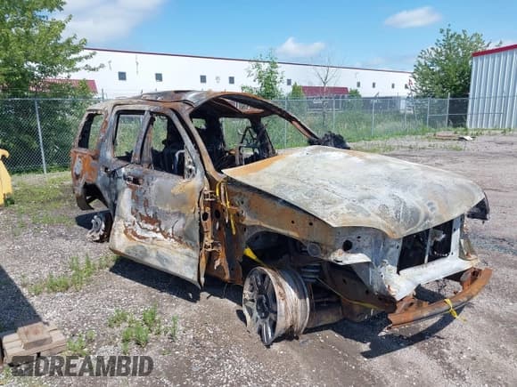 ✅ 2004 Mercury Mountaineer Convenience • VIN: 4M2DU86W84ZJ36601 • Lot: 42864829. Listed on IAAI with Not provided. Free auction sales archive from the USA and detailed vehicle history report at DreamBid. Image 1.