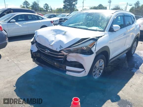 2017 Hyundai Tucson SE z VIN KM8J33A46HU326500, wystawiony jako IAAI lot #43413958 z przebiegiem 114 688 mil mil oraz . Historia ofert i sprzedaży dostępna na DreamBid. Obrazek 6.