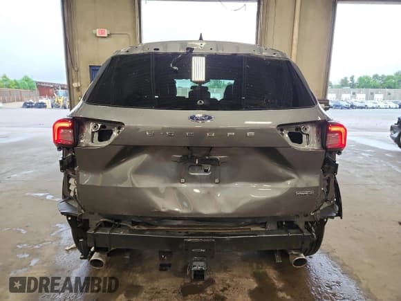 ✅ 2025 Ford Escape ST-Line Select • VIN: 1FMCU9NZ7SUA45585 • Lot: 65770245. Wystawiony na Copart z przebiegiem 5 368 mil. Bezpłatny archiwum sprzedaży aukcyjnych z USA i szczegółowy raport historii pojazdu na DreamBid. Zdjęcie 6.