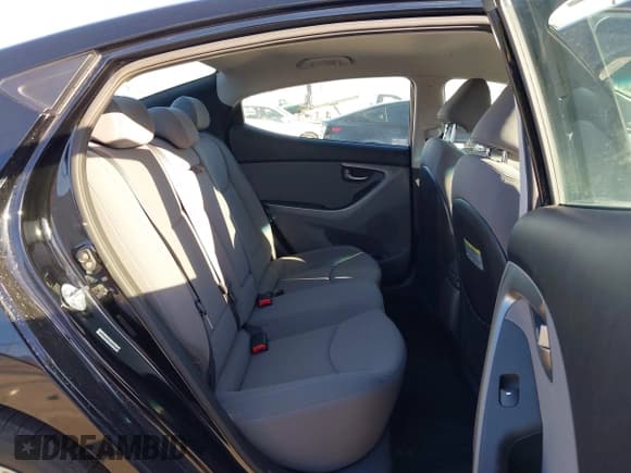 ✅ 2015 Hyundai Elantra SE • VIN: KMHDH4AE7FU226321 • Лот: 43566829. Опубликован ранее на IAAI с пробегом 115 341 миль. Бесплатный доступ к архиву аукционных продаж из США и подробный отчёт об истории автомобиля на DreamBid. Изображение 8.