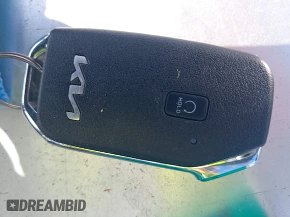 ✅ 2024 Kia Seltos EX • VIN: KNDER2AA0R7515714 • Lot: 43137271. Wystawiony na IAAI z przebiegiem 16 394 mil. Bezpłatny archiwum sprzedaży aukcyjnych z USA i szczegółowy raport historii pojazdu na DreamBid. Zdjęcie 11.