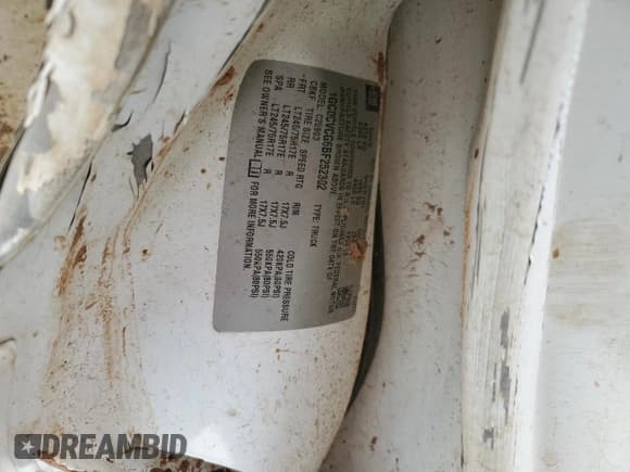 ✅ 2011 Chevrolet Silverado 2500HD Work Truck • VIN: 1GC0CVCG6BF252302 • Lot: 59610875. Wystawiony na Copart z przebiegiem 176 769 mil. Bezpłatny archiwum sprzedaży aukcyjnych z USA i szczegółowy raport historii pojazdu na DreamBid. Zdjęcie 12.