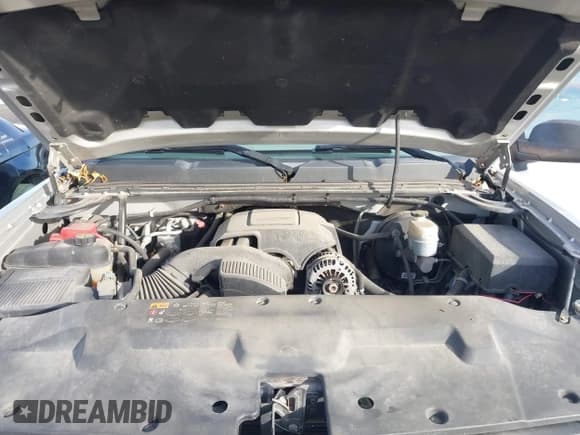 ✅ 2011 Chevrolet Silverado 1500 LS • VIN: 1GCRKREA3BZ387732 • Lot: 43631376. Listed on IAAI with 169,610 mi. Free auction sales archive from the USA and detailed vehicle history report at DreamBid. Image 10.