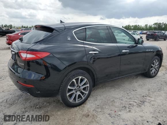 ✅ 2021 Maserati Levante S • VIN: ZN661YUA8MX370262 • Lot: 54936575. Listed on Copart with 63,446 mi. Free auction sales archive from the USA and detailed vehicle history report at DreamBid. Image 3.