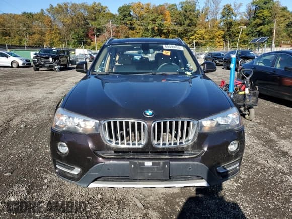 ✅ 2015 BMW X3 xDrive28i • VIN: 5UXWX9C52F0D57210 • Lot: 89590655. Wystawiony na Copart z przebiegiem 79 551 mil. Bezpłatny archiwum sprzedaży aukcyjnych z USA i szczegółowy raport historii pojazdu na DreamBid. Zdjęcie 5.