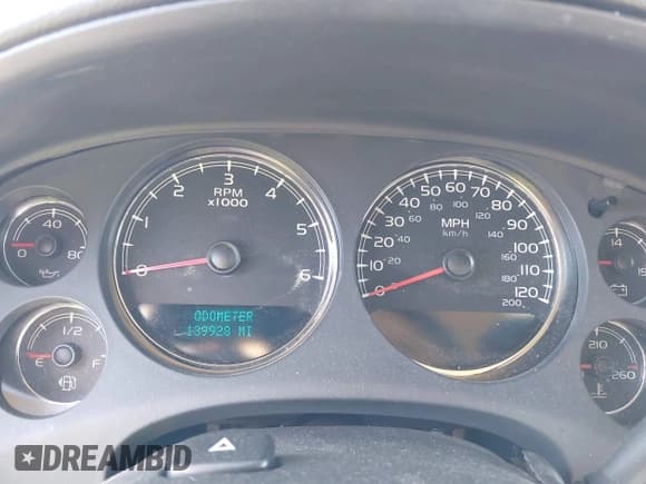 ✅ 2007 Chevrolet Suburban LT • VIN: 1GNFK16357R265554 • Lot: 41434543. Listed on IAAI with 139,928 mi. Free auction sales archive from the USA and detailed vehicle history report at DreamBid. Image 7.