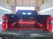 ✅ 2024 Chevrolet Silverado 1500 LT • VIN: 1GCRDDEK1RZ155405 • Lot: 43705319. Wystawiony na IAAI z przebiegiem 50 431 mil. Bezpłatny archiwum sprzedaży aukcyjnych z USA i szczegółowy raport historii pojazdu na DreamBid. Zdjęcie 52.