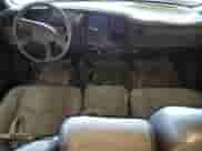 ✅ 2006 Chevrolet Silverado 1500 LS • VIN: 2GCEK19B861135914 • Lot: 75017414. Wystawiony na Copart z przebiegiem 183 185 mil mil. Skorzystaj z bezpłatnego archiwum sprzedaży aukcyjnych z USA i zobacz szczegółowy raport historii pojazdu na DreamBid. Zdjęcie 8.