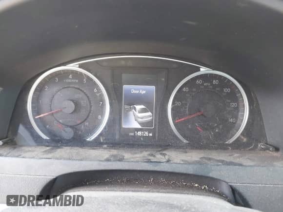 2016 Toyota Camry SE with VIN 4T1BF1FK4GU185822, listed as a IAAI auction lot 43308837 with 148,126 mi miles and . Bid and sale history available at DreamBid. Image 7.