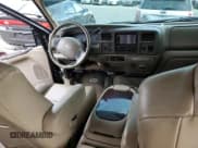 ✅ 2004 Ford Excursion Limited • VIN: 1FMSU43P54EA55934 • Lot: 41440765. Wystawiony na Copart z przebiegiem 170 667 mil. Bezpłatny archiwum sprzedaży aukcyjnych z USA i szczegółowy raport historii pojazdu na DreamBid. Zdjęcie 8.