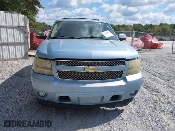 2011 Chevrolet Tahoe LTZ with VIN 1GNSCCE01BR315857, listed as a IAAI auction lot 43455908 with 263,775 mi miles and . Bid and sale history available at DreamBid. Image 12.