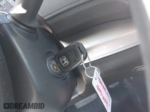 ✅ 2015 Honda CR-V LX • VIN: 5J6RM4H31FL068570 • Lot: 43581601. Listed on IAAI with 235,484 mi. Free auction sales archive from the USA and detailed vehicle history report at DreamBid. Image 11.