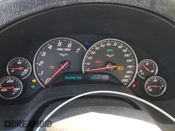 2005 Chevrolet Corvette with VIN 1G1YY24UX55112599, listed as a Copart auction lot 83626114 with 22,547 mi miles and Salvage title. Bid and sale history available at DreamBid. Image 9.