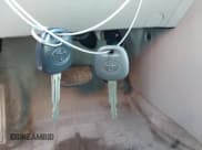 ✅ 2007 Toyota Highlander • VIN: JTEHW21A970034030 • Lot: 42211631. Wystawiony na IAAI z przebiegiem 237 285 mil. Bezpłatny archiwum sprzedaży aukcyjnych z USA i szczegółowy raport historii pojazdu na DreamBid. Zdjęcie 11.