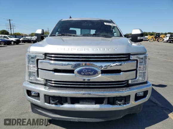 ✅ 2019 Ford F-250 Lariat • VIN: 1FT7W2B68KEE95063 • Lot: 81047965. Listed on Copart with Not provided. Free auction sales archive from the USA and detailed vehicle history report at DreamBid. Image 5.