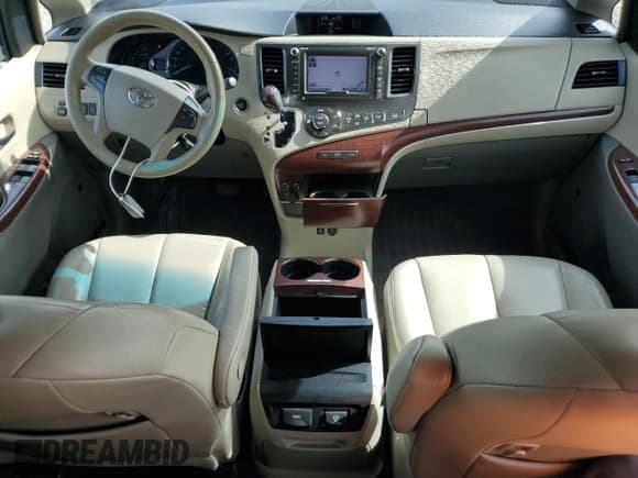 ✅ 2011 Toyota Sienna XLE AAS • VIN: 5TDYK3DC8BS106117 • Lot: 83887265. Listed on Copart with 158,887 mi. Free auction sales archive from the USA and detailed vehicle history report at DreamBid. Image 8.