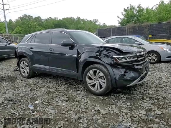 ✅ 2021 Volkswagen Atlas SEL • VIN: 1V2BE2CA7MC213069 • Lot: 55888815. Listed on Copart with 45,712 mi. Free auction sales archive from the USA and detailed vehicle history report at DreamBid. Image 14.