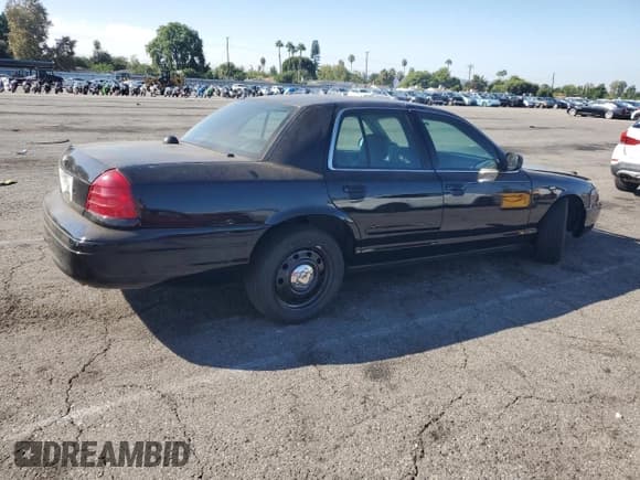 ✅ 2007 Ford Police Interceptor • VIN: 2FAHP71W67X125094 • Лот: 81733635. Опубликован ранее на Copart с пробегом 87 267 миль. Бесплатный доступ к архиву аукционных продаж из США и подробный отчёт об истории автомобиля на DreamBid. Изображение 3.